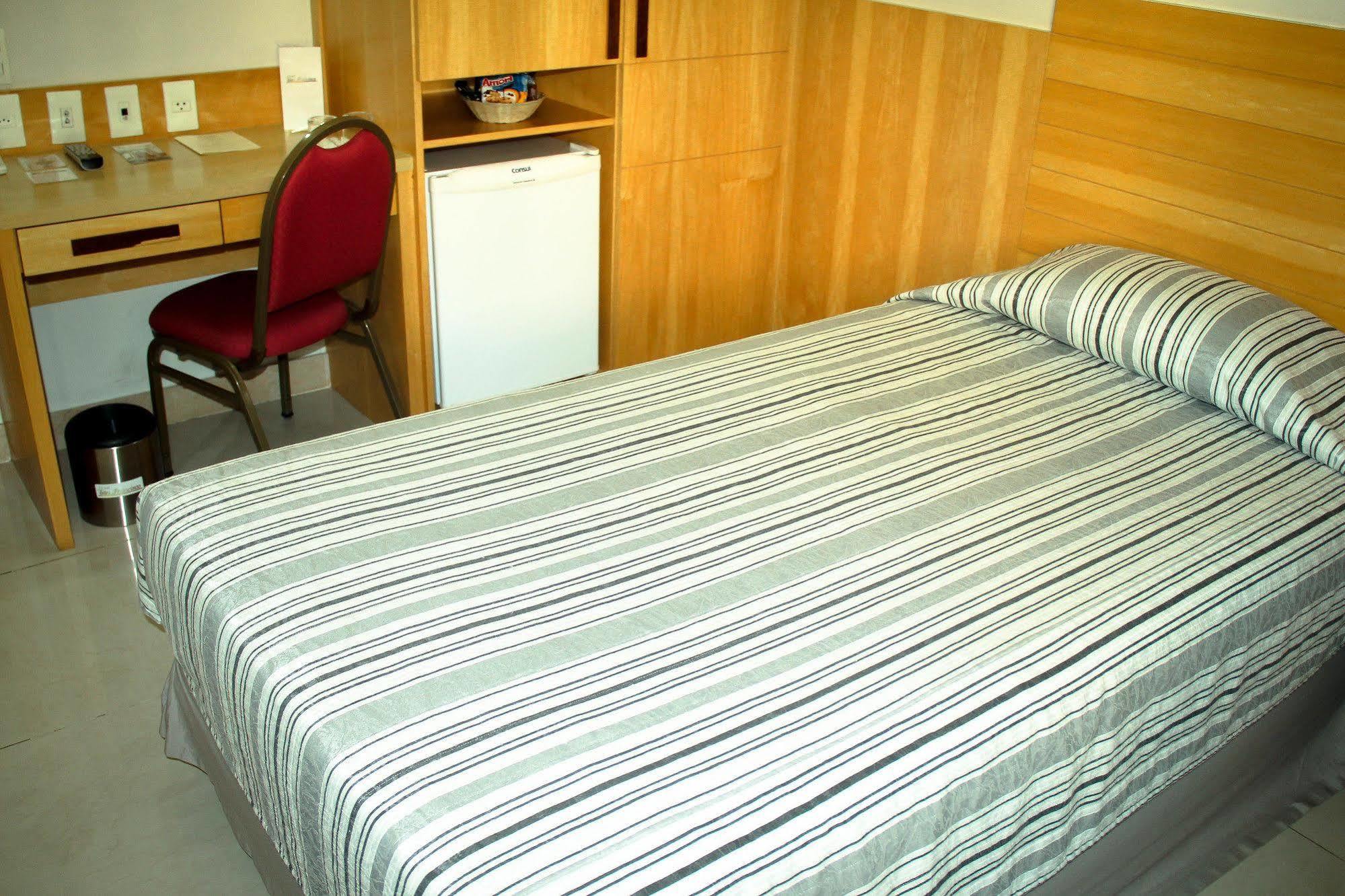 Hotel Atlantico Tower Rio de Janeiro Dış mekan fotoğraf A single room at the hotel